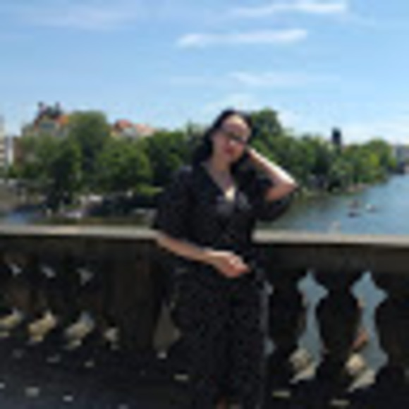 Meet your Posher, Michelle - Picture 1 of 1